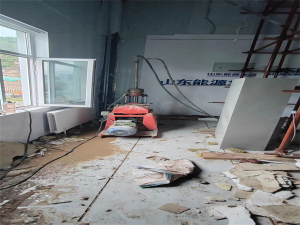 隆德地基基础下沉墙体裂缝加固注浆顶升施工